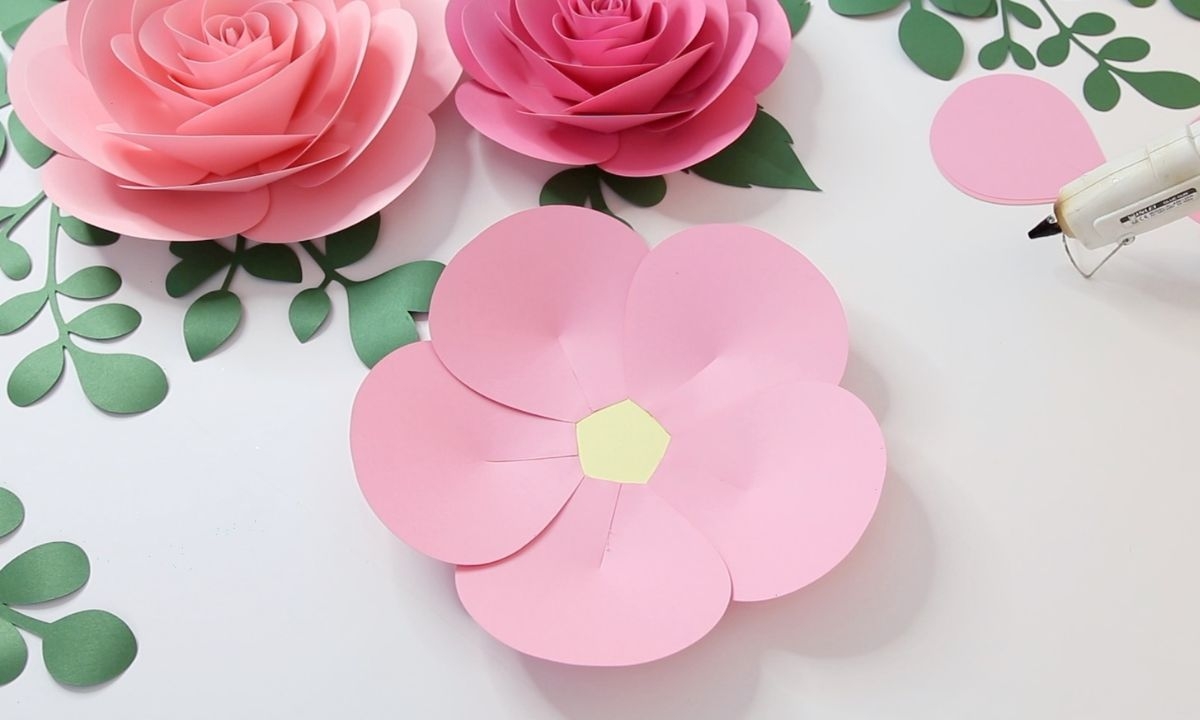 Free Printable Large Paper Flower Templates Free Printable Large Paper Flower Templates
